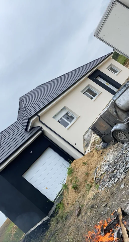 Le contraste du clair et du gris
